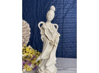 Vintage Homco Asian Woman Figurine