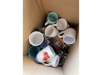 Large Coffee Mug Lot In Box