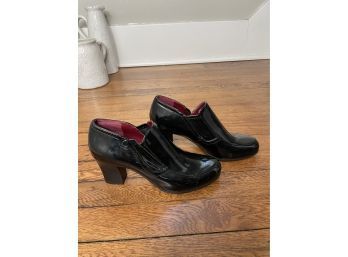 Franco Sarto Size 6.5 Women's Booties Black Patent Leather