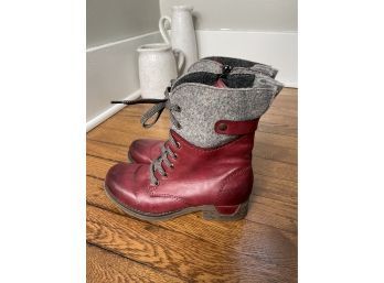 Women's Reiker Size 36 Red Boots