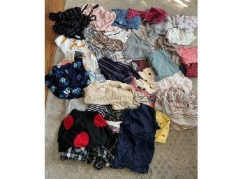 Women's Size Extra Small Clothing Lot 38 Pieces