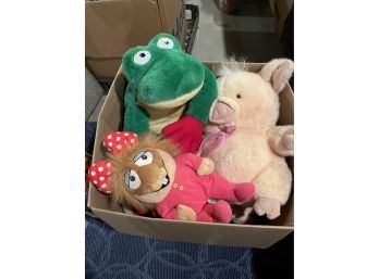 Stuffed Animals Plush Larger Box Lot