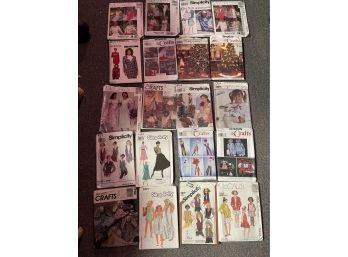 Lot Of 20 Sewing Patterns