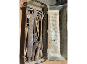 Cool Antique Metal Toolbox With Contents