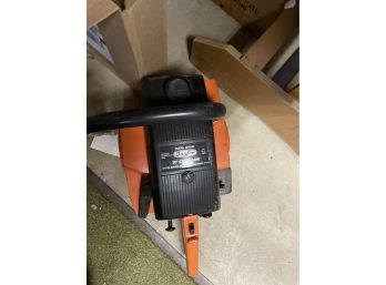 Chainsaw Dayton 20' With Extra Blades