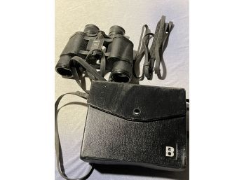 Bushnell Vintage Binoculars With Case