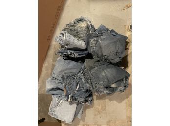 Denim Lot Of 28 Pairs Mixed Men's Women's Jeans