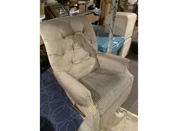 La-Z-boy Upholstered  Reclining Chair
