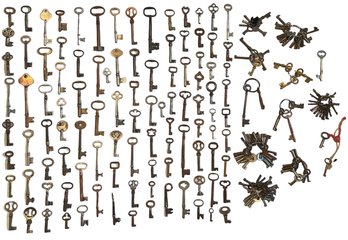 Large Lot Of Mixed Metal Antique Skeleton Keys