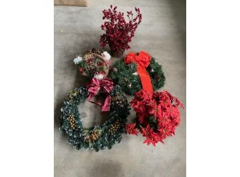 Lot Of Christmas Wreaths And Arrangements