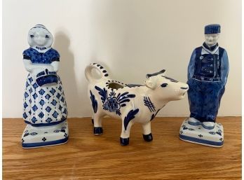 Blue & White Farmers And A Blue And Cow Creamer