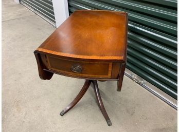 Mahogany One Drawer Dropleaf Table   -  30x38 Opened - 27 Inches Tall
