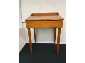 Early Country Childs Desk - 18x25x32 Inches Tall