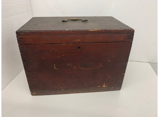 Early Pine Bottle Box In Red Wash 9x15x11
