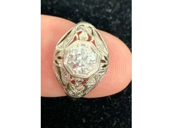40pt 18k Gold Diamond Ring - Mine Cut
