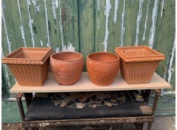 2 Pairs Of Terra-cotta Planters 9 And 10 Inches