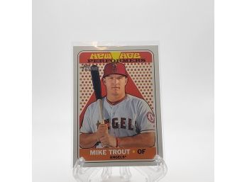Mike Trout 2018 Topps Heritage New Age Performers
