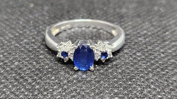 14k White Gold Sapphire Diamond Floral Ring
