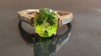 14k Oval Peridot Diamond Ring Size 9