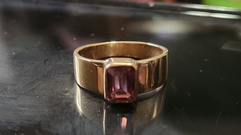 14k Pink Tourmaline Ring  Size 7 4.25 Grams