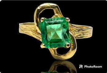 14k 1 Carat Emerald Ring Size 5.25