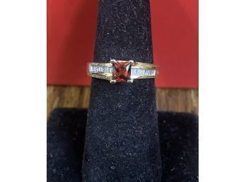 14k Solid Gold Garnet And Diamond Engagement Ring Size 6.5