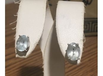 14k White Gold 2 Carat Aquamarine Oval Earrings