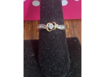 14k Two Tone .30 Diamond Solitaire Ring Size 7.5 4 Grams