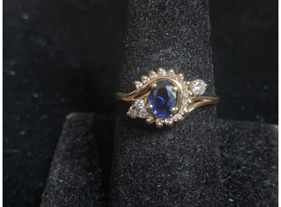 14k New Castle Sugar Loaf Sapphire Ring