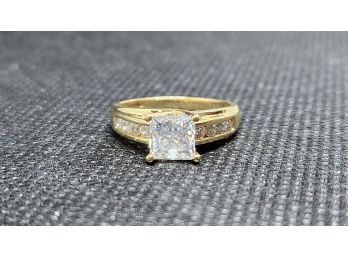 14k Gold Princess And Round Cut CZ Ring Size 6 3.7 Grams