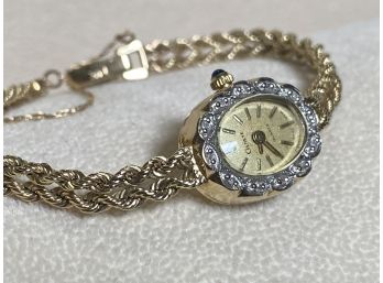 14k Diamond Sapphire Vintage Geneva Watch Sold Gold Rope Band And Face Surrounded By Diamond