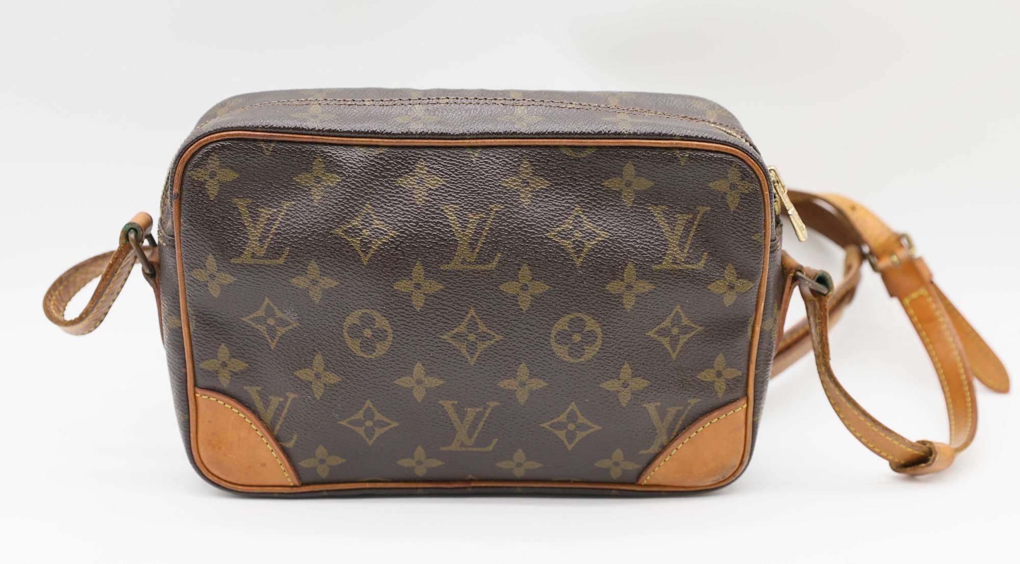Sold at Auction: Louis Vuitton, LOUIS VUITTON VINTAGE shoulder bag