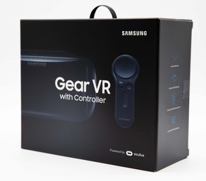 Samsung, Gear VR With Controller - Powered By Oculus