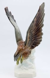Vintage GERMANY PORCELAIN Goebel Collectible Figurine Eagle Hunting 1971  - RARE