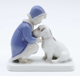Bing & Grondahl B&G Little Girl With Dog #2163 Figurine Denmark