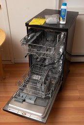 SD-9241SS: 18 Energy Star Portable Dishwasher  Stainless Steel