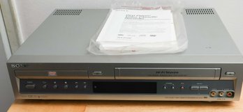 Sony DVD PLAYER/ VIDEO CASSETTE RECORDER - No Remote