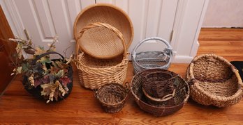Large Lot Of Assorted Decorative Baskets - Home Decor