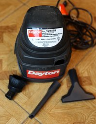 Dayton Wet/dry Vacuum 3 Accessories Included  Mod. 1D4578