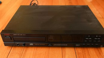Luxman Compact Disc Player DZ-11 - Tested