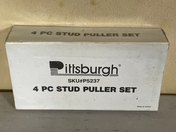 4 Pc Stud Puller Set - NEW - Factory Sealed