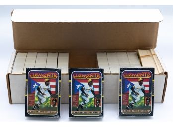 Box Of Puzzle Baseball Cards - Clemente - Collectible