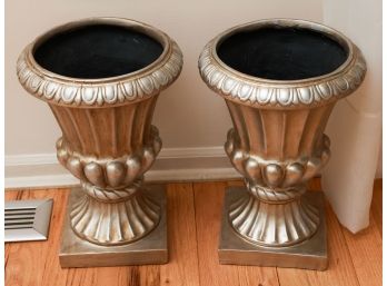 Pair Of Traditional Plastic Urns/planters