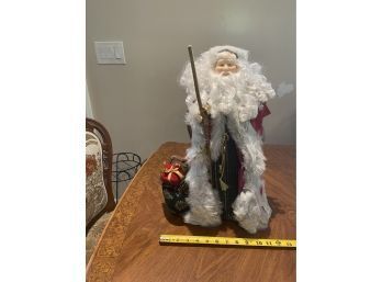 Dillards Santa Clause, 1998, Hand Crafted Collectible