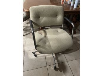 United Chair On Wheels, Swivel Tilter, Old Work Horse, Grey
