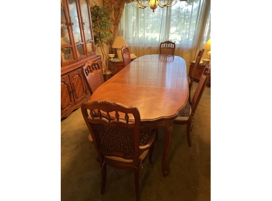 Thomasville Dining Table W/ 3 Leaves And 5 Cane Back Chairs