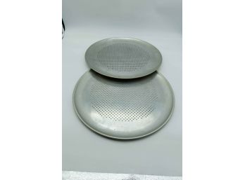 Vintage Bakeware/ovenware Pizza Pan - Round Perforated Aluminum Vented Holes - Large  - Lot Of 2