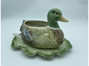 Fitz & Floyd Inc. MCMLXXXV, Ceramic Duck Sitting On Ceramic Leaf