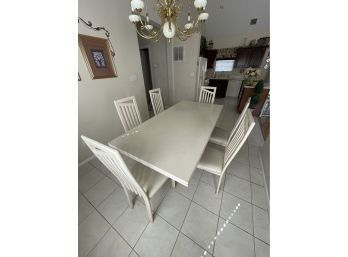 OFF WHITE FORMICA KITCHEN TABLE WITH 6 CHAIRS~GOOD CONDITION~