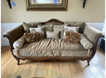 Drexel Heritage Upholstery Collection Traditional Sofa W/ Throw Pillows Included